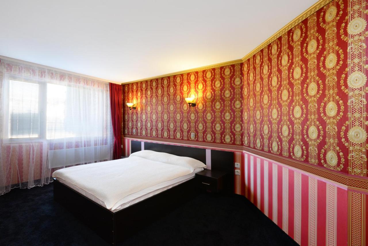 Otel Sveti Nikola Boyana - Free Parking 2*